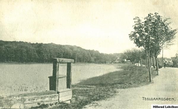 Teglgårdssøen. Postkort udgivet af Hillerød Kontantforretning, sendt 1909.