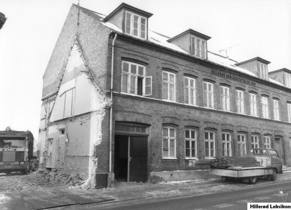Den gamle Borgerstiftelse i Helsingørsgade blev revet ned i 1984-85. (Fotograf: Anne Sophie Rubæk Hansen).