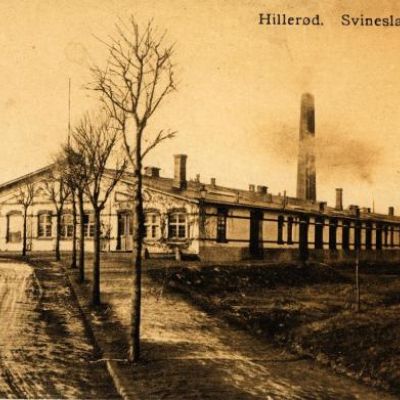 Postkort med slagteriet som motiv fra omkring 1905.(Foto: Ukendt fotograf).